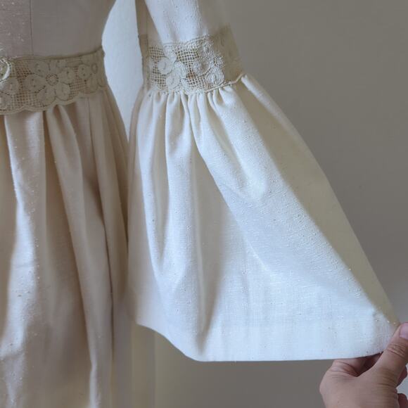 Couriers California Vtg 70s Cottagecore Prairie Maxi Dress Cream Lace Flare XS/S - Picture 4 of 12